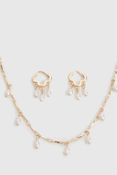  Boohoo Pearl Detail Hoop Earrings & Necklace Multipack, Gold 