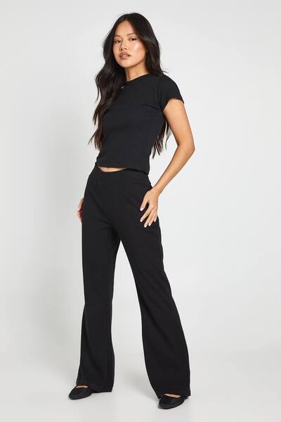  Boohoo Petite Basic Rib Flared Legging, Black 