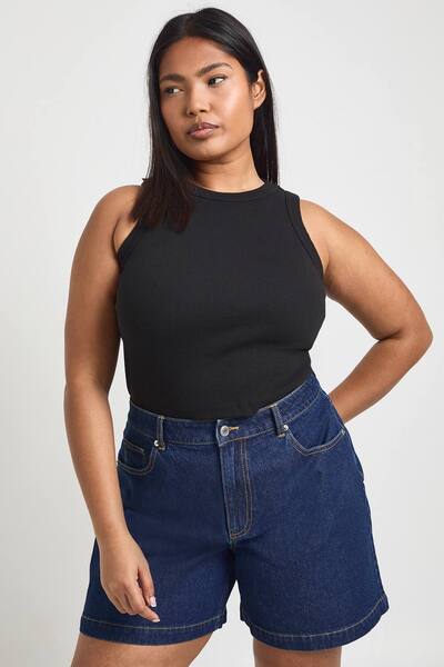  Boohoo Plus Boyfriend Denim Short, Indigo 