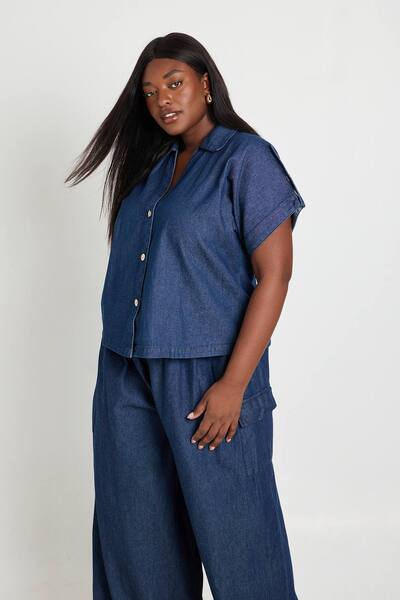  Boohoo Plus Chambray Short Sleeve Button Down Shirt, Indigo 