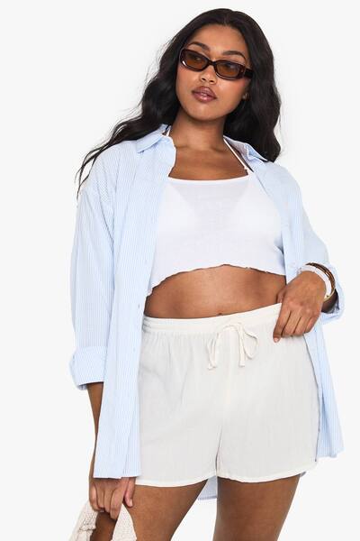  Boohoo Plus Cheesecloth Beach Shorts, Ecru 