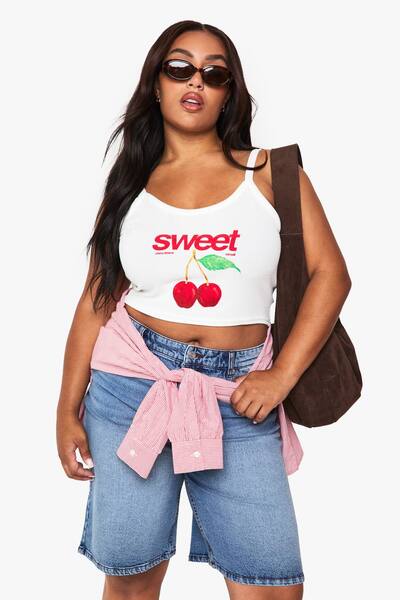  Boohoo Plus Cherry Vest, White 