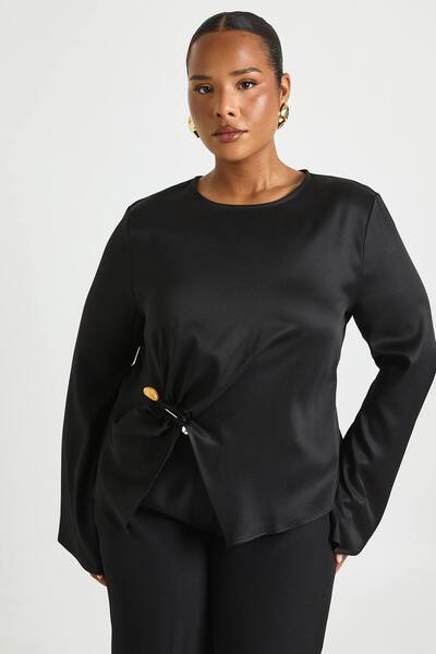  Boohoo Plus Flare Sleeve Gold Trim Detail Blouse, Black 