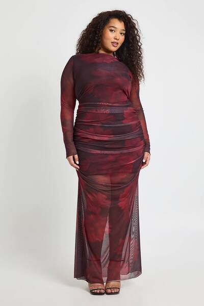  Boohoo Plus Floral Ruched Mesh Maxi Dress, Red 