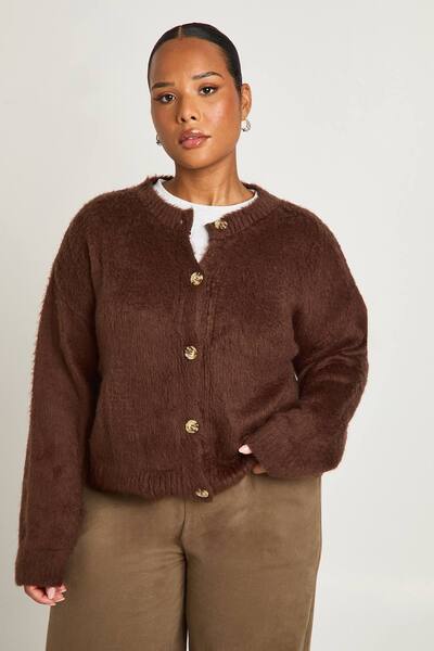  Boohoo Plus Fluffy Crew Neck Cardigan Sweater, Chocolate 