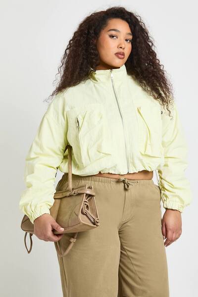  Boohoo Plus Funnel Neck Cropped Utility Jacket, Butter 