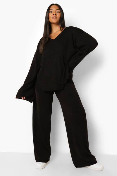  Boohoo Plus Knitted V Neck Side Split Trouser Set, Black 