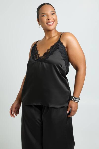  Boohoo Plus Lace Trim Cami Top, Black 