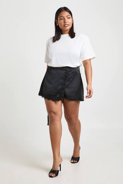  Boohoo Plus Lace Trim Skort, Black 