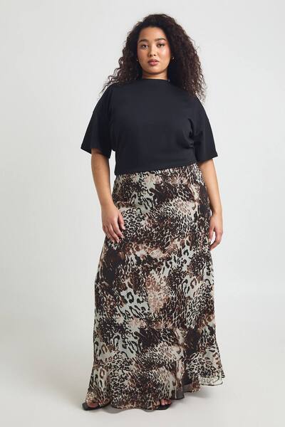  Boohoo Plus Mixed Animal Chiffon Maxi Skirt 