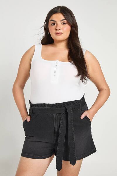  Boohoo Plus Paperbag Waist Denim Short, Washed Black 