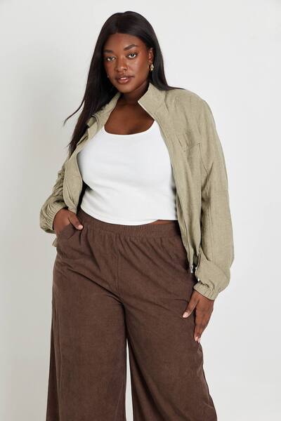  Boohoo Plus Peached Funnel Neck Zip Up Jacket, Khaki 