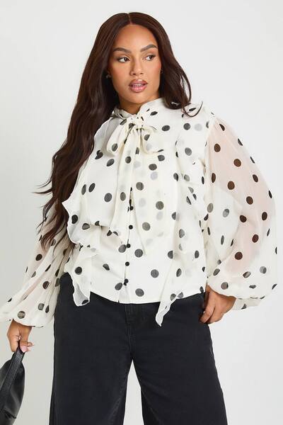  Boohoo Plus Polka Dot Chiffon Balloon Sleeve Blouse, White 
