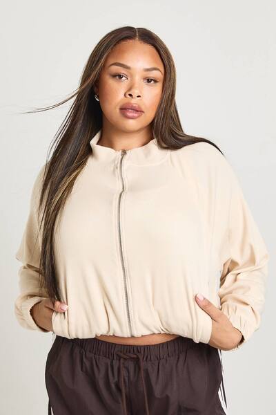  Boohoo Plus Rib Funnel Neck Zip Up Jacket, Ecru 