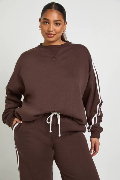  Boohoo Plus Side Stripe Oversized Sweatshirt, Coffee 