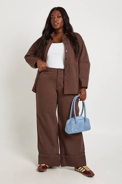  Boohoo Plus Turn Over Hem Twill Wide Leg Trouser, Chocolate 