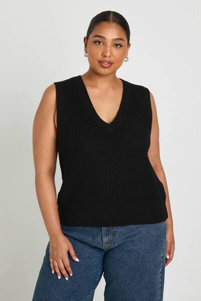  Boohoo Plus V Neck Knit Top, Black 
