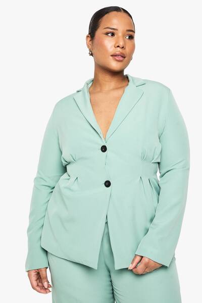  Boohoo Plus Woven Cinched Waist Blazer, Light Khaki 