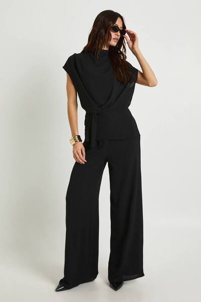  Boohoo Tall Woven Drape Blouse & Trouser Co-ord, Black 