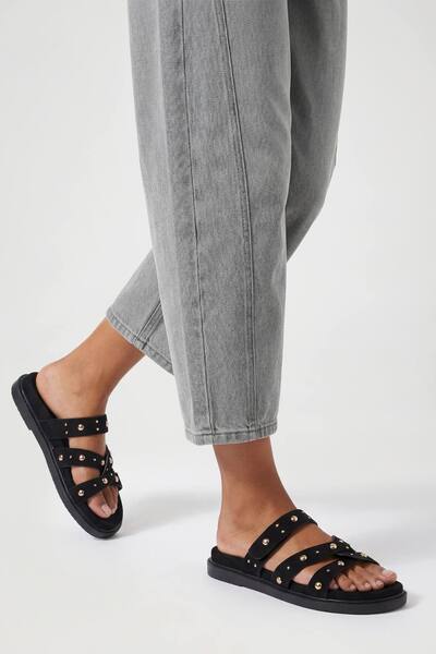  Boohoo Wide Fit Faux Suede Stud Detail Footbed Sliders, Black 