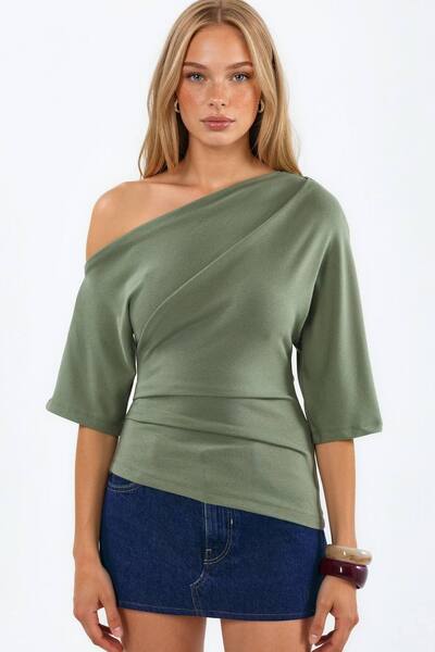  Busem ’s Boat Neck Short-sleeve Knit Blouse, Green 