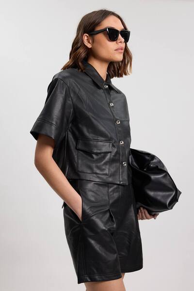  Karenmillen Faux Leather Boxy Cropped Shirt, Black 