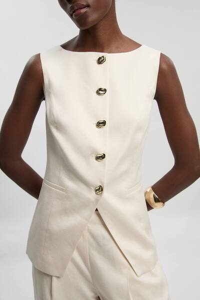  Karenmillen Tailored Linen Statement Button Front Waistcoat, Ivory 