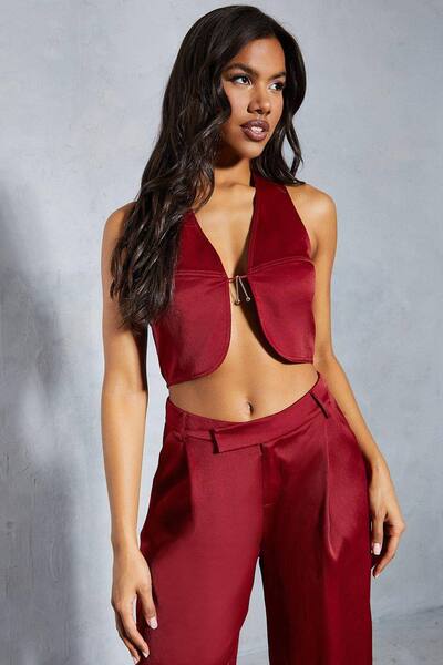  Misspap Textured Satin Halter Neck Top, Berry 