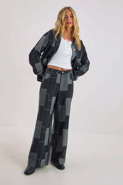  Nastygal Patchwork Denim Baggy Jeans, Black 