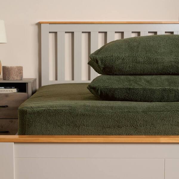  Ohs Teddy Fleece Thermal Fitted Bed Sheet, Dark Green 