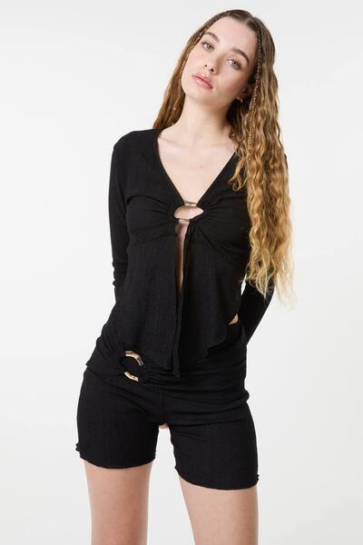  Pink Vanilla Black Textured Gold Ring Top 