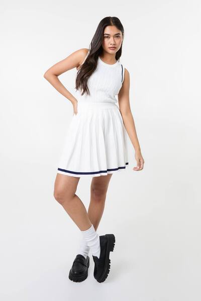  Pink Vanilla White Pleated Mini Skirt With Contrast Binding 