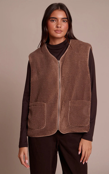  Prettylittlething Beige Borg Gilet 