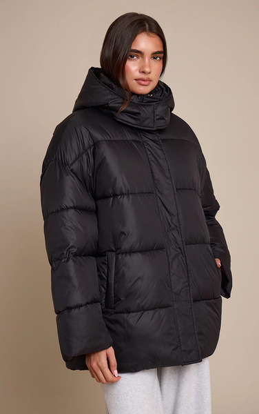  Prettylittlething Black Oversized Hooded Puffer Jacket 
