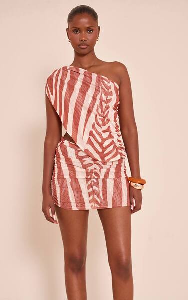  Prettylittlething Brown Abstract Print Mesh Ruched Mini Skirt Co-ord 