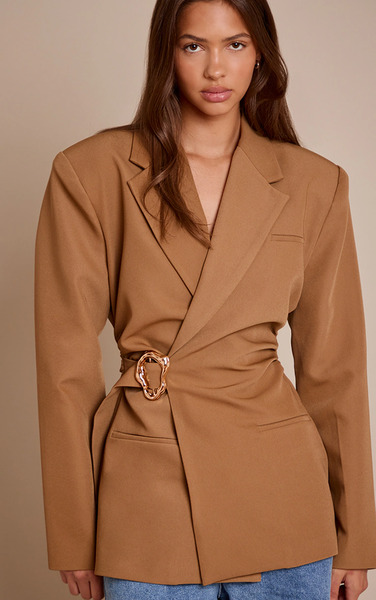  Prettylittlething Camel Belted Trim Detail Blazer 