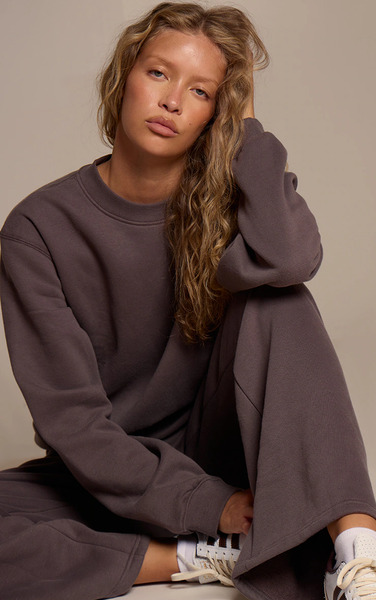  Prettylittlething Charcoal Pullover Sweatshirt 