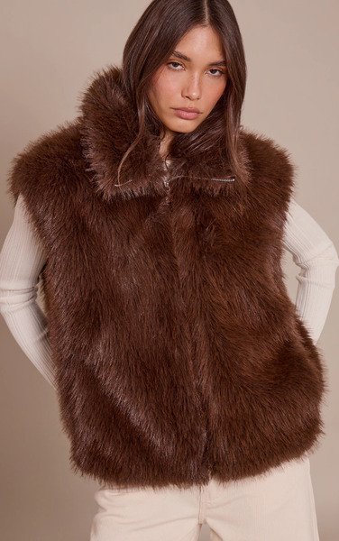  Prettylittlething Chocolate Faux Fur Gilet 