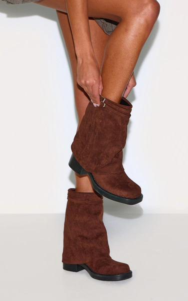  Prettylittlething Chocolate Faux Suede Round Toe Fold Over Buckle Strap Ankle Boots 