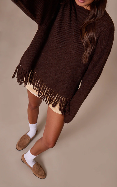  Prettylittlething Chocolate Round Neck Fringe Hem Oversized Jumper 