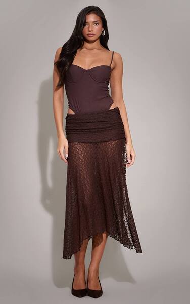  Prettylittlething Chocolate Textured Lace Fold Hanky Hem Midi Skirt 