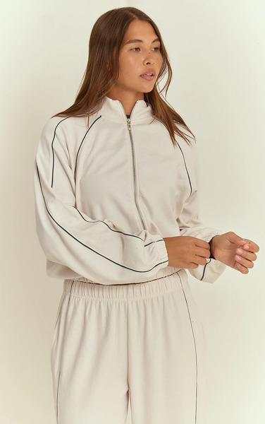  Prettylittlething Cream Interlock Contrast Piping Bomber Sweatshirt 