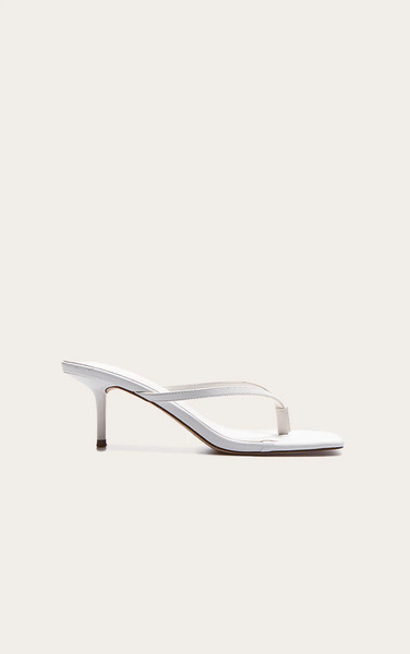  Prettylittlething Cream Pu Square Toe Thong Mid Heeled Mules 