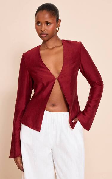  Prettylittlething Deep Red Textured Hook & Eye Flare Sleeve Shirt 