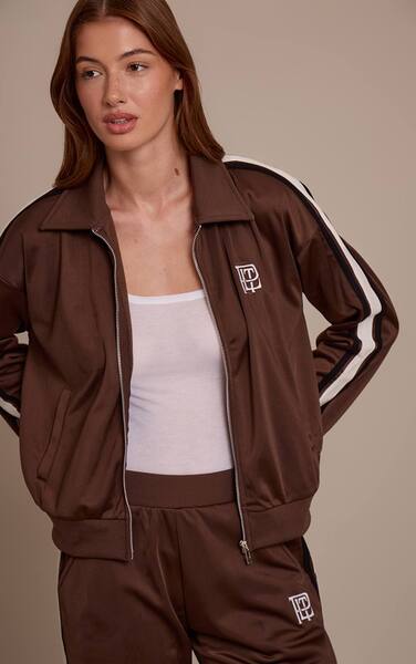  Prettylittlething Espresso Contrast Side Stripe Zip Up Jacket 