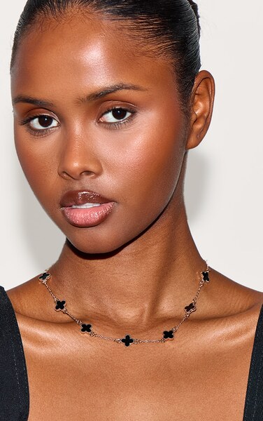  Prettylittlething Gold Clover Pendant Necklace 