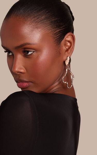  Prettylittlething Gold Hammered Abstract Draped Statement Earrings 
