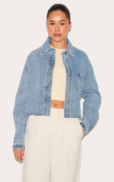  Prettylittlething Mid Blue Wash Raw Hem Cropped Denim Shirt 