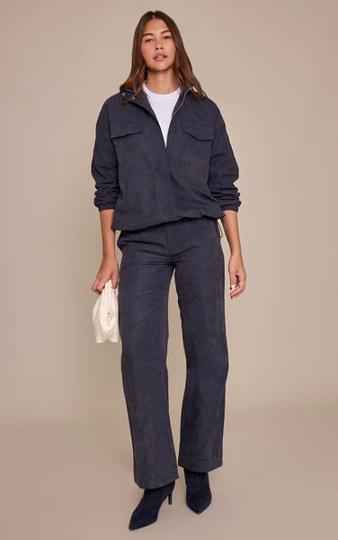  Prettylittlething Navy Peach Skin Straight Leg Trouser 
