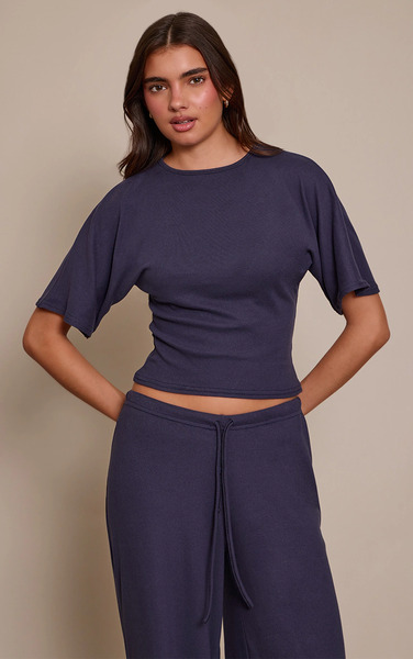  Prettylittlething Navy Soft Touch Boxy T-shirt 